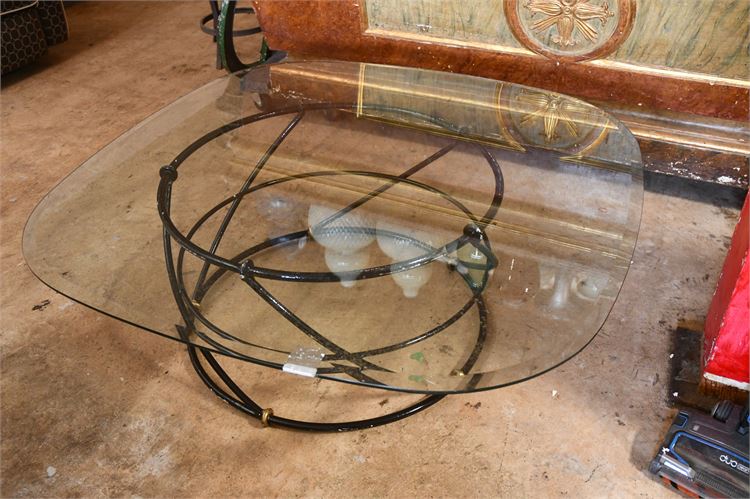 Minimalist Swirl Coffee Table $150