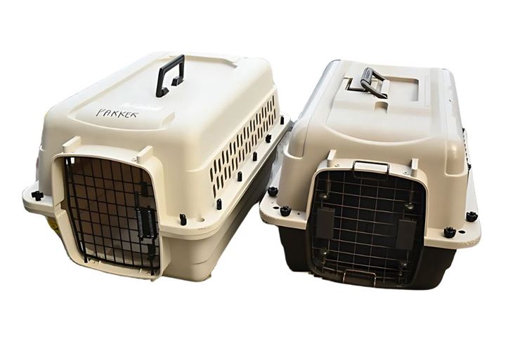 $ 20 Two (2)  Hound Plastic Cat Crate